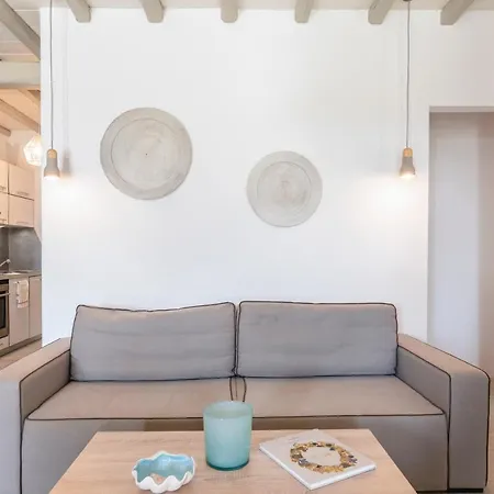 Cave By Llb - Sea & Sunset View Appartement